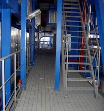 焊接踏步板.jpg 焊接踏步板.jpg