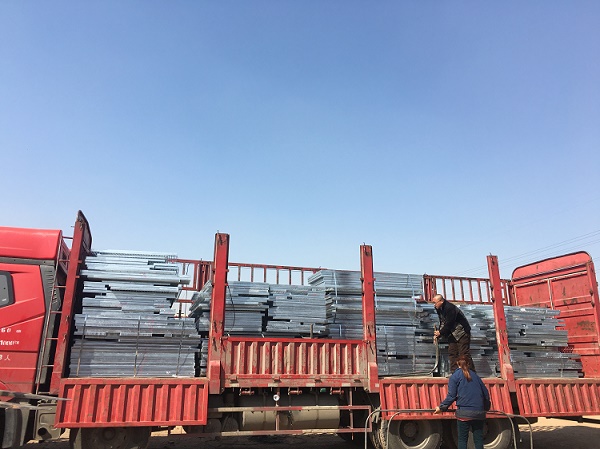 鋁合金鋼格柵.jpg 鋁合金鋼格柵.jpg